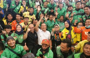 Salurkan Bantuan Sosial, Pj Gubernur Banten Al Muktabar : Bentuk Kebersamaan Pemerintah Dengan Masyarakat