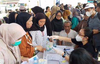 Kodim 0623/Cilegon Gelar Pengobatan Gratis, Ratusan Warga Serbu Pelabuhan Indah Kiat Merak