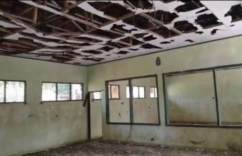 Bupati Pandeglang Disorot, Siswa SDN Cimanggu 3 Belajar Bergantian hingga Mengungsi ke Teras Saat Hujan