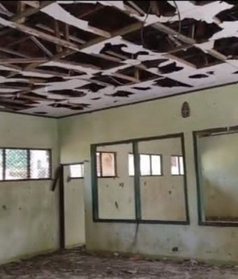 Bupati Pandeglang Disorot, Siswa SDN Cimanggu 3 Belajar Bergantian hingga Mengungsi ke Teras Saat Hujan