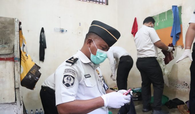 Sidak Gabungan Blok Hunian, Perkuat Keamanan dan Ketertiban di Lapas Kelas IIA Serang
