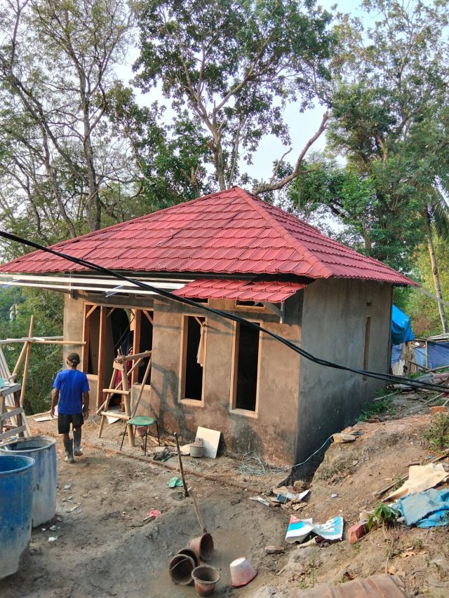 Wujudkan Rumah Layak Huni, PLN Indonesia Power UBP Banten 1 Suralaya Bedah Rumah Warga Pra Sejahtera di Cilegon