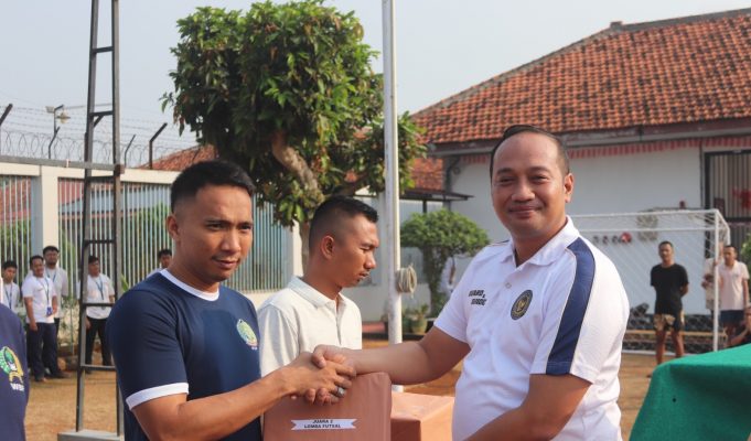 Lapas Kelas IIA Serang Tutup Rangkaian Porsenap dengan Senam Bersama