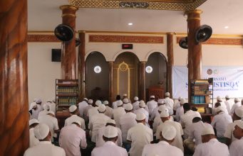 Lapas Kelas IIA Serang Gelar Sholat Istisqa Bersama Warga Binaan
